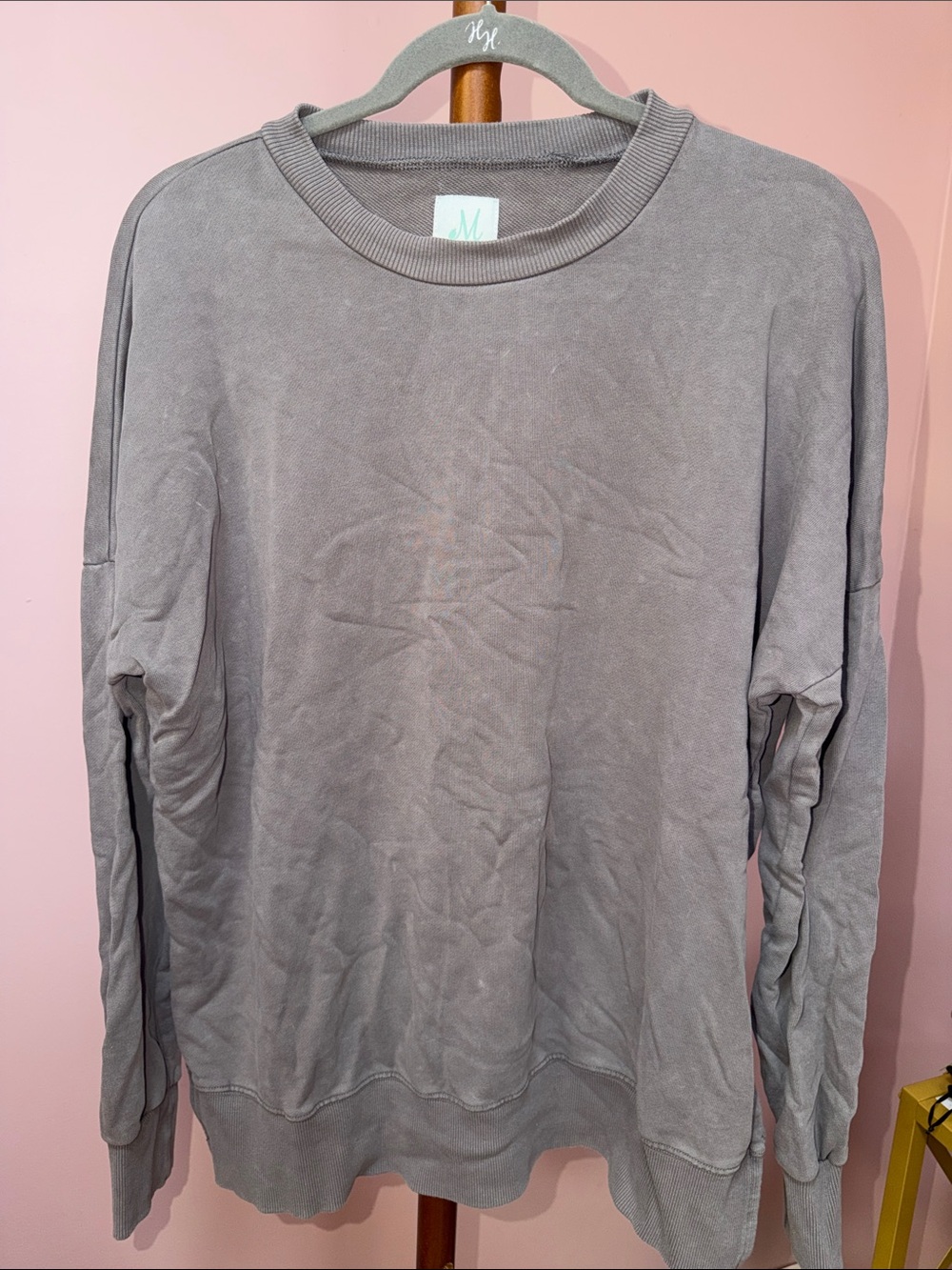 Women's Light Gray Crewneck Sweatshirt - Casual Comfort